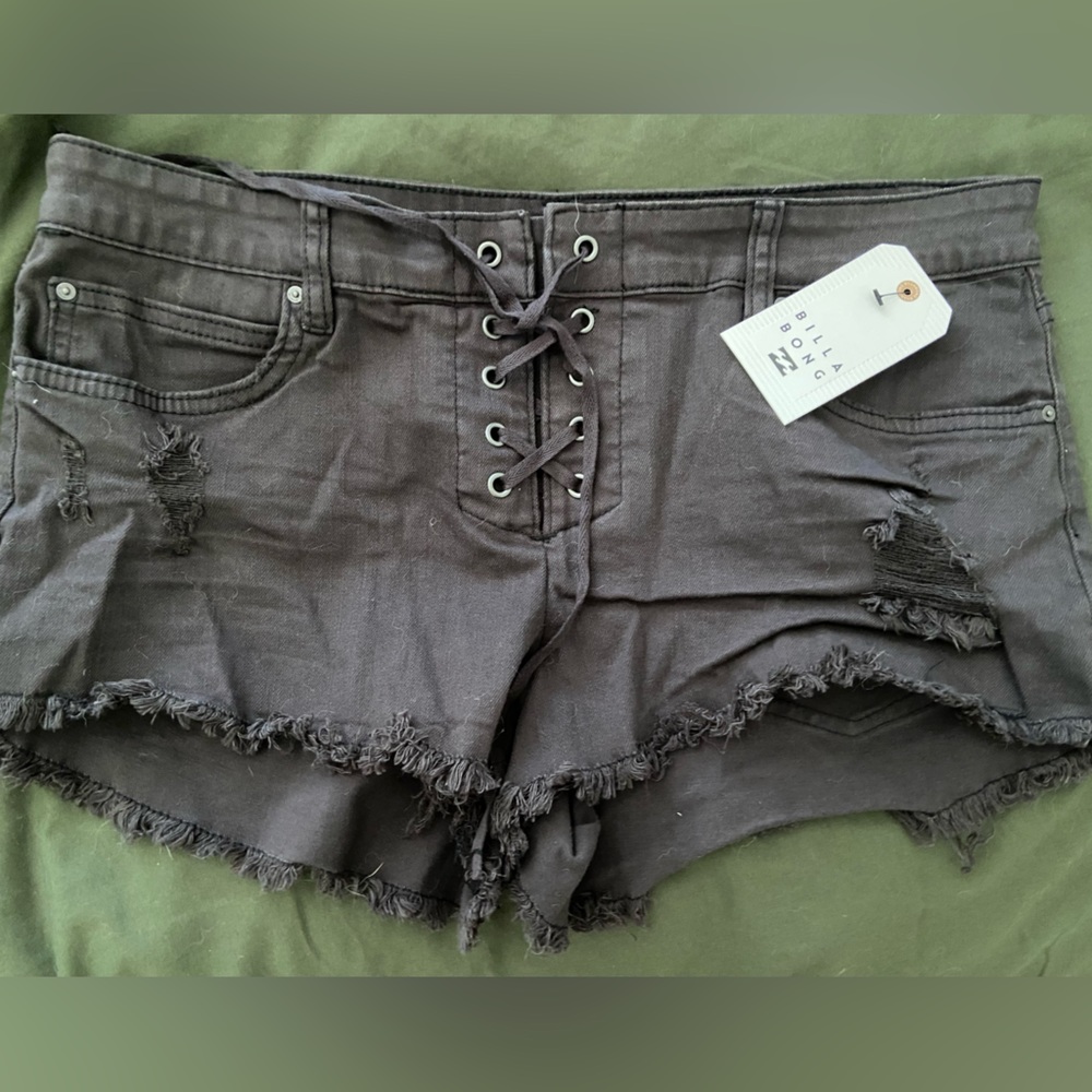 Brand new Billabong shorts